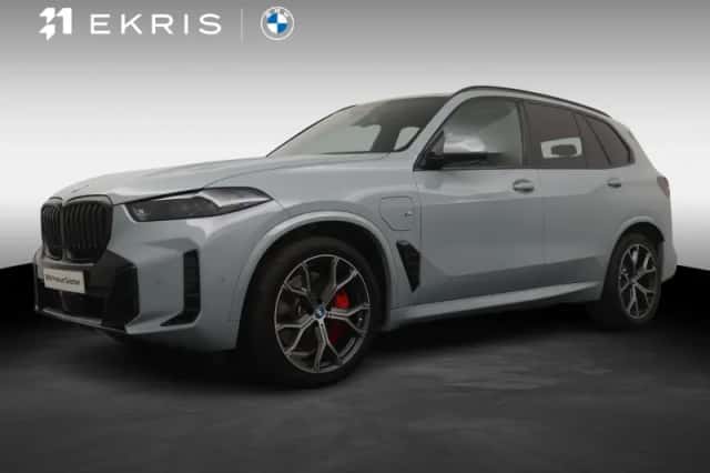 BMW X5 (2025) thumbnail 1