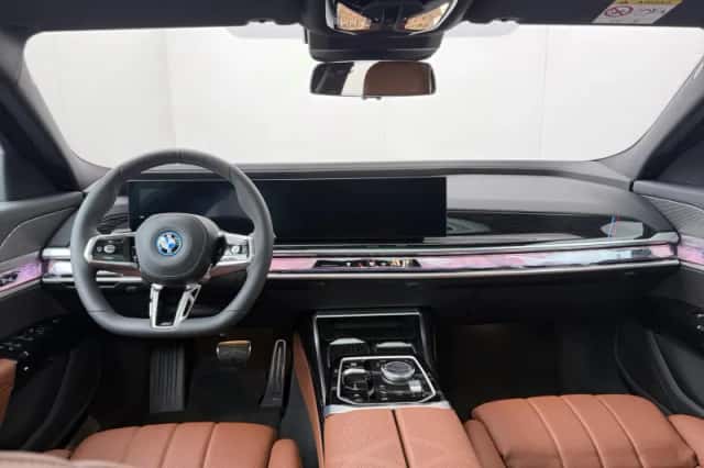 BMW i7 (2026) thumbnail 5