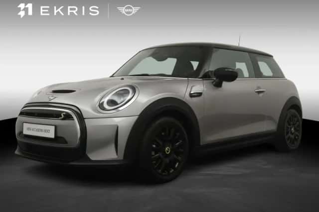 MINI Electric (2024) thumbnail 1