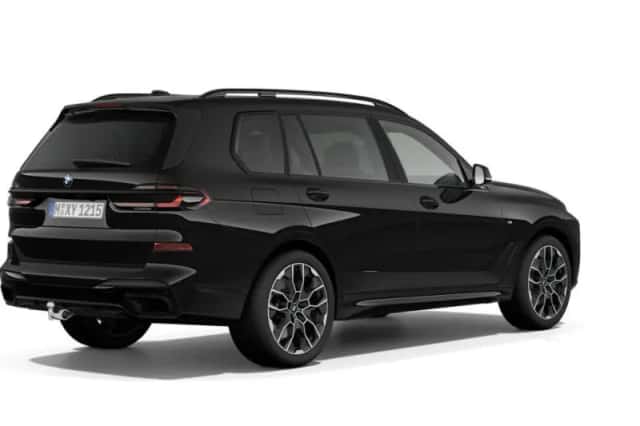 BMW X7 (2026) thumbnail 2
