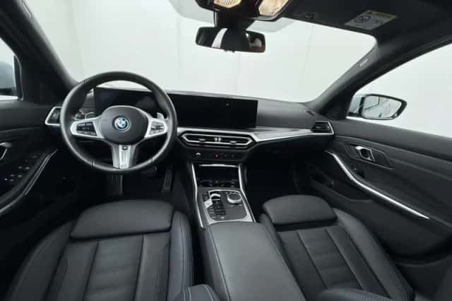 BMW 3-Serie (2023) thumbnail 5