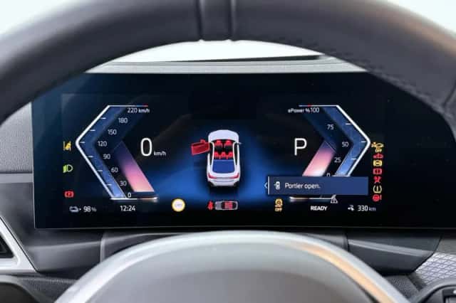BMW i4 (2026) thumbnail 3