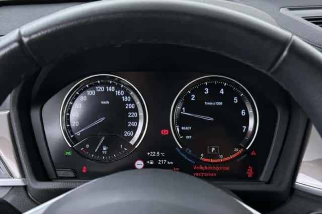 BMW X1 (2019) thumbnail 3