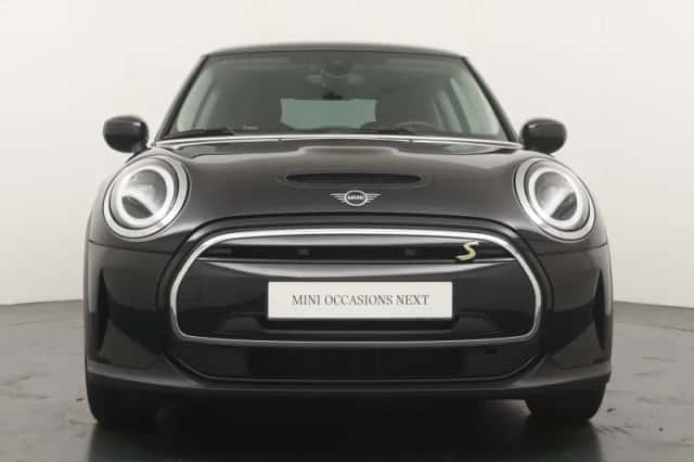 MINI Electric (2022) thumbnail 6