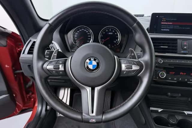 BMW M2 (2020) thumbnail 2
