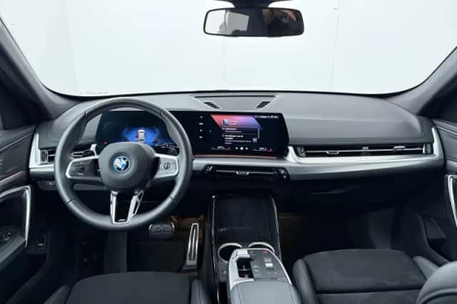BMW X1 (2025) thumbnail 5