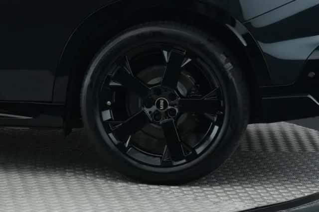 MINI Countryman (2025) thumbnail 4