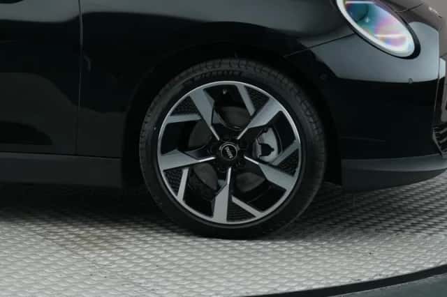 MINI Mini Electric (2025) thumbnail 5