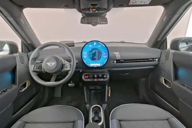MINI Mini Electric (2025) thumbnail 6