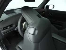 MINI Cooper (2025) thumbnail 16