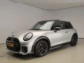 MINI Cooper (2025) thumbnail 32
