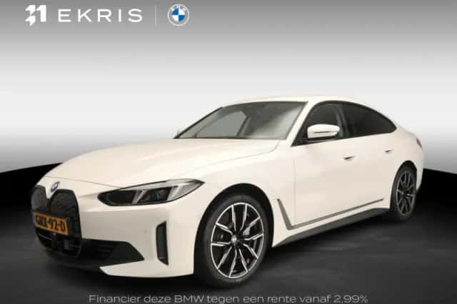 BMW i4 (2025) thumbnail 1