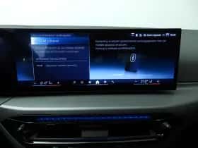 BMW i4 (2025) thumbnail 33