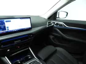BMW i4 (2025) thumbnail 36
