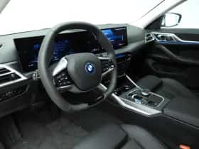 BMW i4 (2025) thumbnail 6