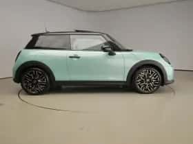 MINI Cooper (2025) thumbnail 4