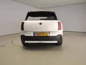 MINI Countryman (2025) thumbnail 3