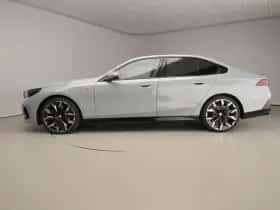 BMW 5-Serie (2025) thumbnail 2