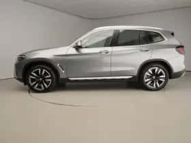 BMW X3 (2024) thumbnail 2
