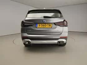 BMW X3 (2024) thumbnail 3