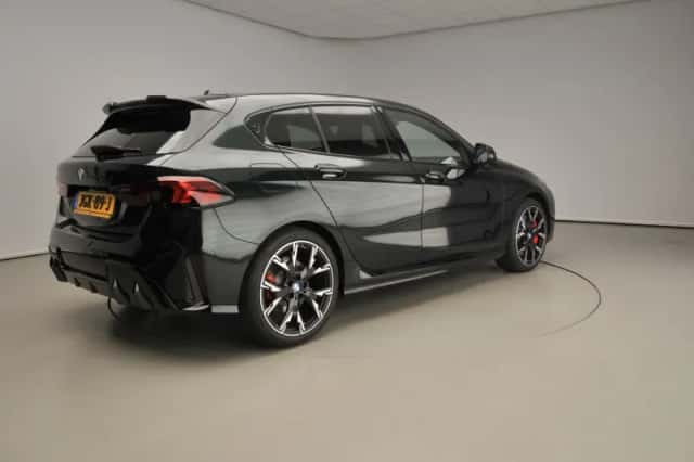 BMW 1-Serie (2025) thumbnail 2
