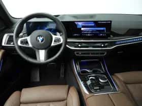 BMW X5 (2025) thumbnail 10