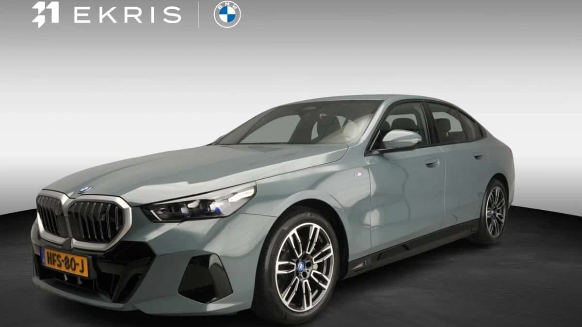 BMW i5 (2025) — foto 1
