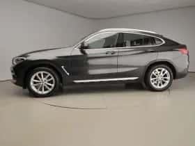 BMW X4 (2019) thumbnail 2