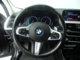 BMW X4 (2019) thumbnail 11