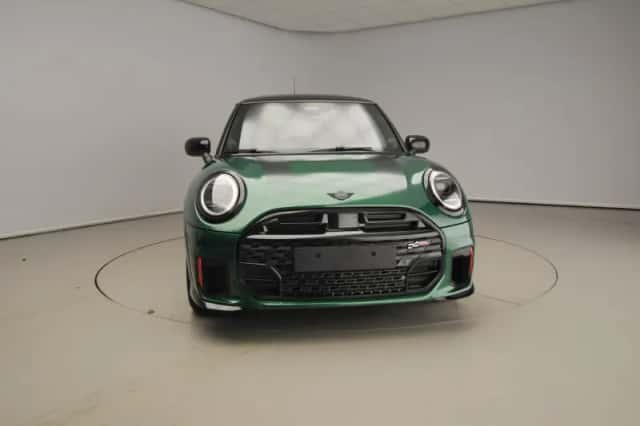 MINI Cooper (2025) thumbnail 5