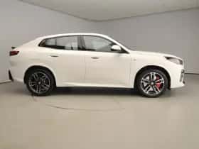BMW X2 (2025) thumbnail 4