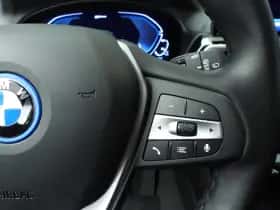BMW X3 (2023) thumbnail 15