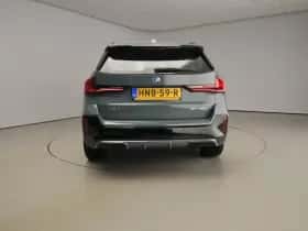 BMW iX1 (2025) thumbnail 3