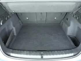 BMW iX1 (2025) thumbnail 9
