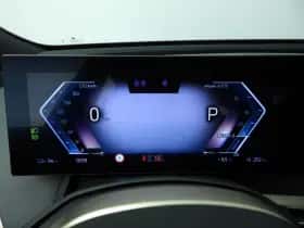 BMW iX (2025) thumbnail 12