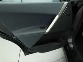 BMW iX (2025) thumbnail 17