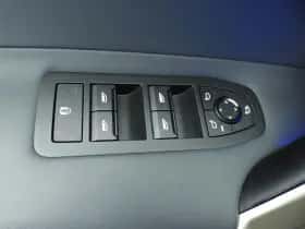 BMW iX (2025) thumbnail 21