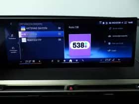 BMW iX (2025) thumbnail 35