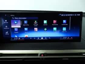 BMW iX (2025) thumbnail 38