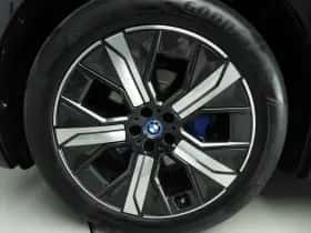 BMW iX (2025) thumbnail 48