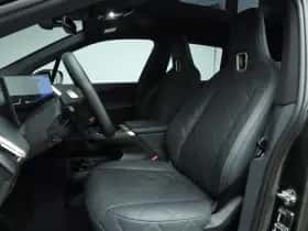 BMW iX (2025) thumbnail 7