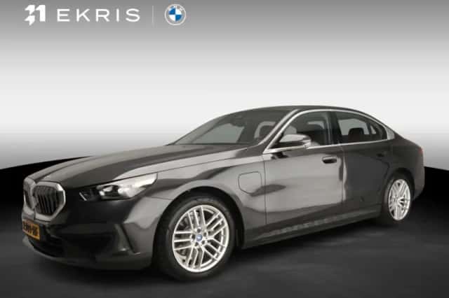 BMW 5-Serie (2024) thumbnail 1