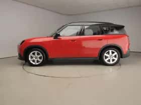 MINI Countryman (2024) thumbnail 2