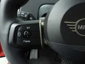 MINI Countryman (2024) thumbnail 13