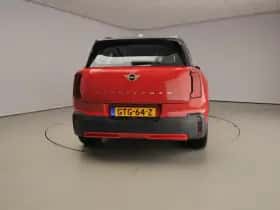 MINI Countryman (2024) thumbnail 3