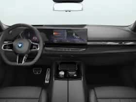 BMW i5 (2026) thumbnail 3