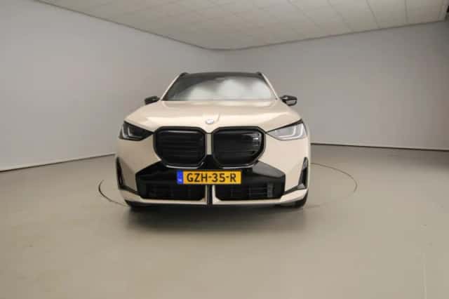 BMW X3 (2025) thumbnail 5