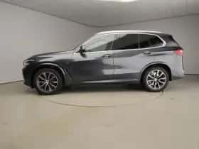 BMW X5 (2021) thumbnail 2