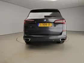 BMW X5 (2021) thumbnail 3