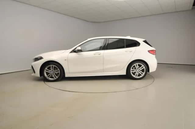 BMW 1-Serie (2022) thumbnail 2
